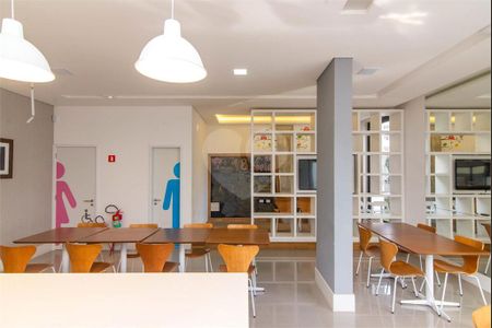 46_photo/94dce43ce5.23351eba74f1df34-ATLAS-debd084b-0b65-4f20-bf8c-cdd2bdad2862.jpg de apartamento à venda com 3 quartos, 210m² em Juvevê, Curitiba