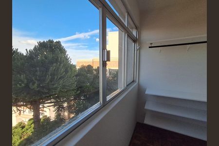 4_photo/94dce43cf1.eda30562fec2c246-ATLAS-1cbc74d7-e112-4e2b-8eab-fded930d69d2.jpg de apartamento para alugar com 3 quartos, 164m² em Alto da Glória, Curitiba