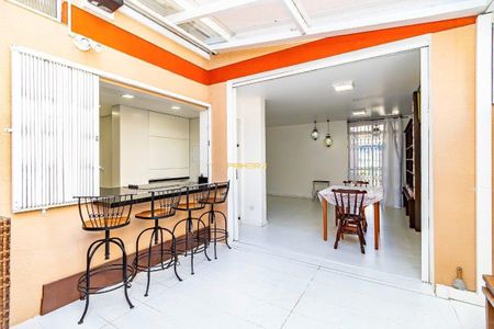 8_photo/94dce43cf7.cb2272fcfeb20142-ATLAS-21910037-fd17-4ad6-baad-07bb366ca061.jpg de apartamento à venda com 3 quartos, 99m² em Alto da Glória, Curitiba