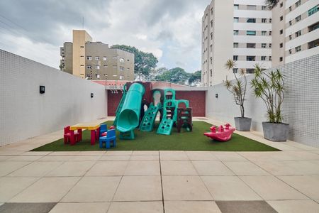 3_photo/94dce43d25.0d56afd875818df8-ATLAS-178c1ab9-cf67-4a9e-b9bf-43dc1d8194c8.jpg de apartamento à venda com 2 quartos, 131m² em Alto da Glória, Curitiba