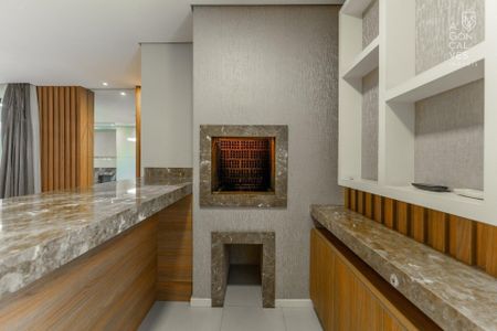 8_photo/94dce43d25.5cdcbaa254715d13-ATLAS-6dee3a3b-f94f-4e9d-8617-eafbda0d258b.jpg de apartamento à venda com 3 quartos, 131m² em Alto da Glória, Curitiba