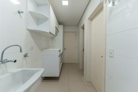 28_photo/94dce43d25.5cdcbaa254715d13-ATLAS-75db6e98-2545-4ff3-b8ff-e80edf5da6ab.jpg de apartamento à venda com 3 quartos, 131m² em Alto da Glória, Curitiba