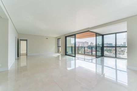 5_photo/94dce43d59.9f81cf7b19561169-ATLAS-b7e40de8-e025-4edd-b866-ea72da4d6db5.jpg de apartamento à venda com 3 quartos, 201m² em Juvevê, Curitiba