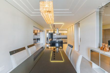 6_photo/94dce43dd5.2174ddd1e513f596-ATLAS-3d947bed-719b-4a1d-a20f-72ae51fa76e6.jpg de apartamento à venda com 4 quartos, 180m² em Alto da Glória, Curitiba