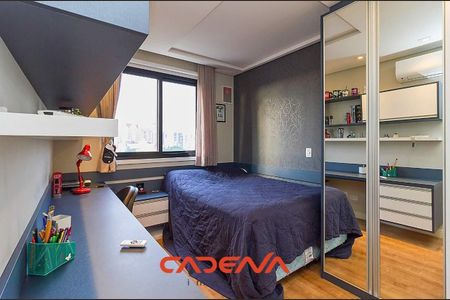 4_photo/94dce43dd5.4b1992a7ab35c141-ATLAS-2fe578bb-4e18-40fa-8b8d-d1dac1ac0063.jpg de apartamento à venda com 4 quartos, 180m² em Alto da Glória, Curitiba