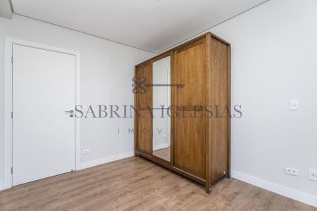 12_photo/94dce43dd5.4b1992a7ab35c141-ATLAS-3bd3df27-14f7-45d4-9ecd-2c607fed3f1f.jpg de apartamento à venda com 3 quartos, 138m² em Alto da Glória, Curitiba