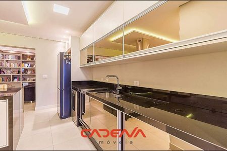 6_photo/94dce43dd5.4b1992a7ab35c141-ATLAS-a63e3ccc-bf77-444f-9461-c8bc933aa2dc.jpg de apartamento à venda com 4 quartos, 180m² em Alto da Glória, Curitiba