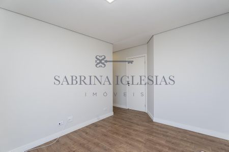 41_photo/94dce43dd5.4b1992a7ab35c141-ATLAS-acfb2b9e-dd7d-4cc9-8c35-2e6dbd712461.jpg de apartamento para alugar com 3 quartos, 138m² em Alto da Glória, Curitiba