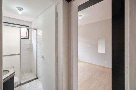 9_photo/94dce43edd.d70e7eae2b930113-ATLAS-a41d6a01-3896-40cd-a6e8-f0bd06d5fc5e.jpg de apartamento para alugar com 1 quarto, 37m² em Alto da Glória, Curitiba