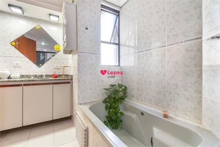 3_photo/94dce43eeb.23351eba74f1df34-ATLAS-53d5d090-e722-4f69-a8d1-b8f2738576c8.jpg de apartamento à venda com 4 quartos, 180m² em Alto da Glória, Curitiba