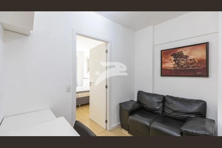 9_photo/94dce43f0d.cb2272fcfeb20142-ATLAS-04f4cdb0-48dc-4034-a57a-ae5c54351107.jpg de apartamento para alugar com 1 quarto, 30m² em Centro, Curitiba