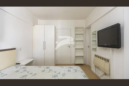 11_photo/94dce43f0d.cb2272fcfeb20142-ATLAS-63f83d75-a65d-4069-99c0-98ca97c63370.jpg de apartamento para alugar com 1 quarto, 30m² em Centro, Curitiba