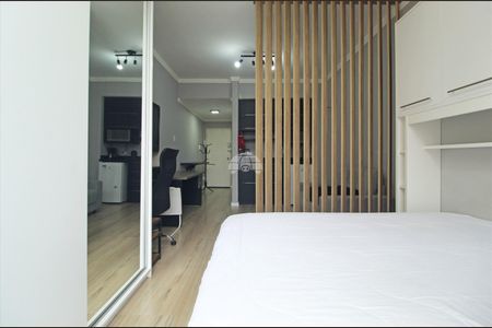 2_photo/94dce43f5f.cf9cb32d685e663f-ATLAS-33046dbd-4b3b-44ee-8314-4ed8380d599c.jpg de apartamento para alugar com 1 quarto, 39m² em Centro, Curitiba