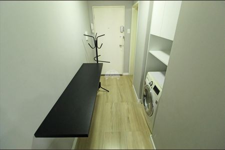 12_photo/94dce43f5f.cf9cb32d685e663f-ATLAS-bd57f5b0-60f1-4338-986e-2f3d3d233836.jpg de apartamento para alugar com 1 quarto, 39m² em Centro, Curitiba