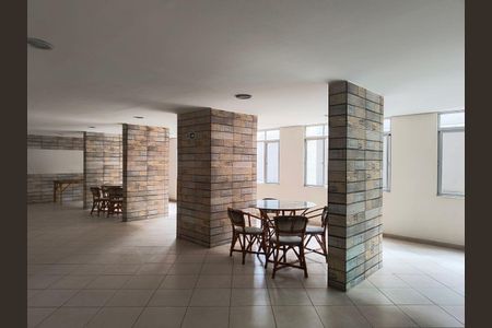 38_photo/94dce43f73.de1539f27b8bccfe-ATLAS-b1de079c-12fe-40df-bab8-7407fb7cc3a1.jpg de apartamento à venda com 2 quartos, 48m² em Centro, Curitiba