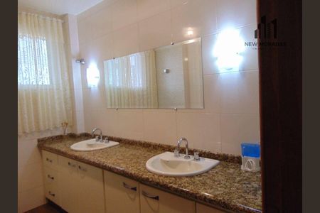 13_photo/94dce43f9f.3c2637ef58290670-ATLAS-e7cf5c21-67b5-480a-a5e9-4f1e448f64c7.jpg de apartamento à venda com 3 quartos, 148m² em Centro, Curitiba