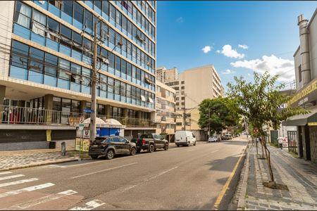 5_photo/94dce43fa5.7e2ea02b9085bf9d-ATLAS-1c1ea373-a30d-470f-bffd-2cfeb0421e44.jpg de apartamento para alugar com 3 quartos, 167m² em Centro, Curitiba