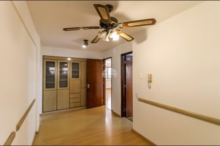 12_photo/94dce43fa5.7e2ea02b9085bf9d-ATLAS-3c671d2a-843e-4b20-be78-6778527b6a12.jpg de apartamento para alugar com 3 quartos, 167m² em Centro, Curitiba