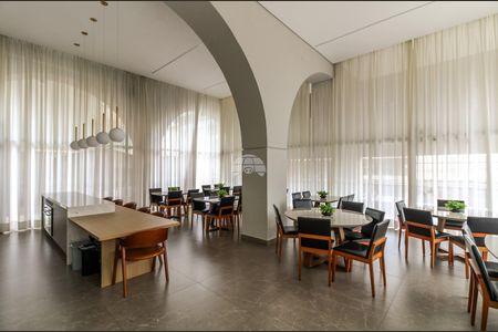 40_photo/94dce43fa5.7e2ea02b9085bf9d-ATLAS-4c44306a-bb31-45a1-8b9d-5ae61193f087.jpg de apartamento para alugar com 3 quartos, 167m² em Centro, Curitiba