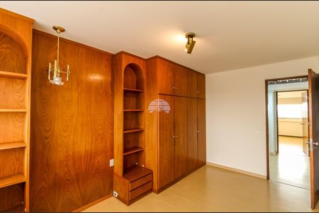 25_photo/94dce43fa5.7e2ea02b9085bf9d-ATLAS-7bb81e07-a92d-4c7b-ace9-3a4528c67cd1.jpg de apartamento para alugar com 3 quartos, 167m² em Centro, Curitiba