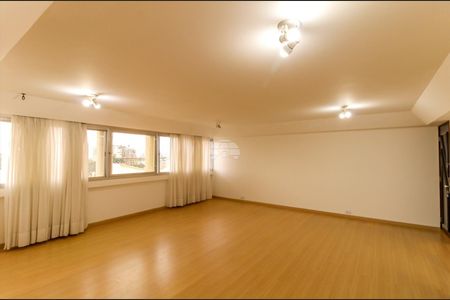 6_photo/94dce43fa5.7e2ea02b9085bf9d-ATLAS-7e1522ad-6ff9-449c-b603-0dd53e9ccb04.jpg de apartamento para alugar com 3 quartos, 167m² em Centro, Curitiba