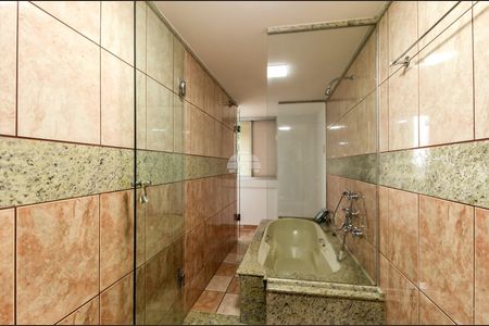 34_photo/94dce43fa5.7e2ea02b9085bf9d-ATLAS-a1fc1d6f-d009-485a-9aff-e96c1a893230.jpg de apartamento para alugar com 3 quartos, 167m² em Centro, Curitiba