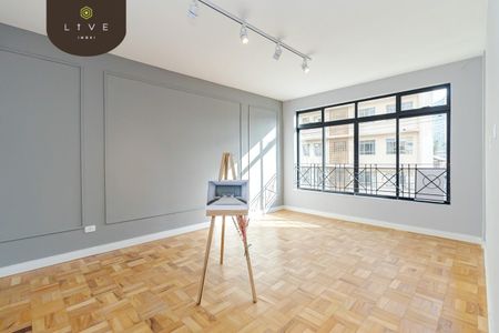 2_photo/94dce43fc7.e31a495c18706ffc-ATLAS-7cfc5fec-1415-4560-bf79-a2db895e8787.jpg de apartamento à venda com 3 quartos, 158m² em Centro, Curitiba