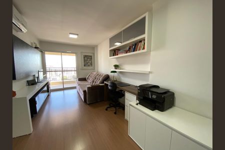 11_photo/94dce43fe5.d9173ab8234ef959-ATLAS-c1c5fd03-39c8-44b2-a7c2-9c9a68efe0bb.jpg de apartamento para alugar com 1 quarto, 55m² em Centro, Curitiba