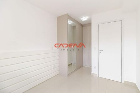 11_photo/94dce43fe5.e100dba37721dde7-ATLAS-7b5e9a2f-4a54-44b2-bf21-e89a9745650e.jpg de apartamento à venda com 1 quarto, 65m² em Centro, Curitiba