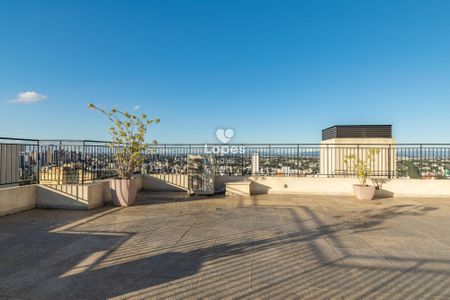 8_photo/94dce43fe5.e9b3c07d7af378fc-ATLAS-1613368e-b57d-4688-b39d-02cbc7fbeb4b.jpg de apartamento à venda com 2 quartos, 94m² em Centro, Curitiba