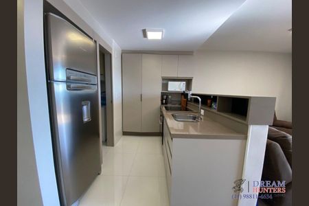 7_photo/94dce43fe5.ee088a38703f1476-ATLAS-c51dcfa7-3d10-4c4f-b9cc-046a8e9c687d.jpg de apartamento à venda com 2 quartos, 73m² em Centro, Curitiba