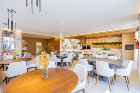 31_photo/94dce43ffd.1aa5b8f538f3adaf-ATLAS-b7b6fcc8-b5e9-4f02-bb5d-1a794ffcae3b.jpg de apartamento à venda com 2 quartos, 105m² em Centro, Curitiba