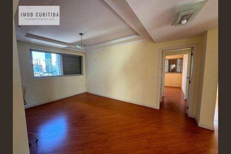 12_photo/94dce4402b.f4cc67030bc3d81e-ATLAS-8365c679-59c0-429d-b048-c8cf311bd1de.jpg de apartamento à venda com 3 quartos, 142m² em Centro, Curitiba