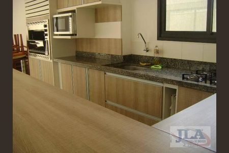 2_photo/94dce44043.4efe9d1ef6f1cfd2-ATLAS-035bc2ee-7355-41de-b7b4-3a75703fcd86.jpg de apartamento à venda com 1 quarto, 31m² em Centro, Curitiba