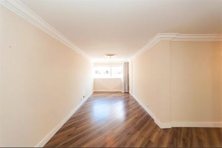 8_photo/94dce44049.7249761259ddfa30-ATLAS-3fca68b4-2041-42dc-82b5-c2afa155a8f9.jpg de apartamento à venda com 2 quartos, 97m² em Centro, Curitiba