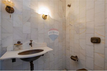 11_photo/94dce4405f.b109732949c1d386-ATLAS-d2aa2ee4-eda1-41bd-aeb0-cbc96b2e4f2d.jpg de apartamento à venda com 3 quartos, 143m² em Centro, Curitiba