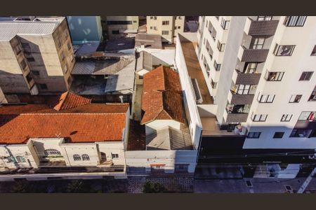 49_photo/94dce4406b.7a69ff73eb43ff8d-ATLAS-10b6ef5a-0081-4db7-832a-c242979fa837.jpg de casa para alugar com 4 quartos, 185m² em Centro, Curitiba