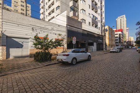 42_photo/94dce4406b.7a69ff73eb43ff8d-ATLAS-650c9dc7-aa31-4922-b15b-d0ab48ae3aed.jpg de casa para alugar com 4 quartos, 185m² em Centro, Curitiba