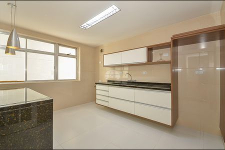 18_photo/94dce44075.ee10227fc62d47bb-ATLAS-01aad108-9f53-4b76-a2d5-c40eb365cbec.jpg de apartamento à venda com 4 quartos, 247m² em Centro, Curitiba