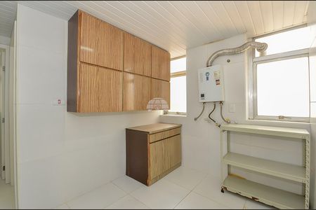 29_photo/94dce44075.ee10227fc62d47bb-ATLAS-277171b9-d72d-4a1a-a1ca-a269b526edaa.jpg de apartamento à venda com 4 quartos, 247m² em Centro, Curitiba