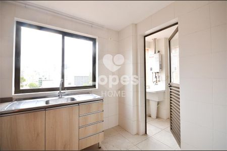 28_photo/94dce440bd.9d98818feaf13c36-ATLAS-88cd4e5b-efb1-40d8-abdb-7dd62c149f06.jpg de apartamento à venda com 2 quartos, 73m² em Centro, Curitiba