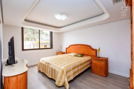 28_photo/94dce44127.4467201e92cf535f-ATLAS-b33bf54a-ce10-4fe5-b21e-d9fcc75ee3d8.jpg de apartamento à venda com 3 quartos, 462m² em Centro, Curitiba