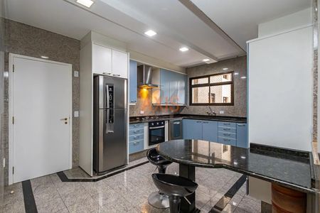 14_photo/94dce44127.912bb953107d94de-ATLAS-4fb7b218-6787-4f91-9cdc-a00316894c57.jpg de apartamento à venda com 3 quartos, 422m² em Centro, Curitiba