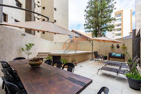 10_photo/94dce44127.912bb953107d94de-ATLAS-66f1ea8b-9bd4-4846-9092-32c47601ac3f.jpg de apartamento à venda com 3 quartos, 422m² em Centro, Curitiba