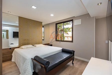 16_photo/94dce44127.912bb953107d94de-ATLAS-9f9aaac6-327c-4ee6-9a4e-3f5f26d4947d.jpg de apartamento à venda com 3 quartos, 422m² em Centro, Curitiba