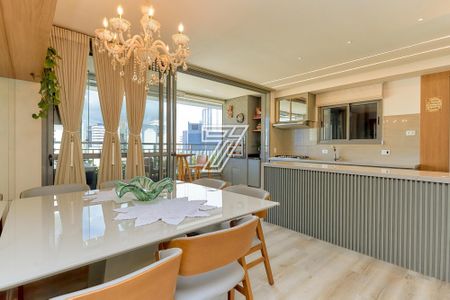 6_photo/94dce44199.9b273cbfeae309c5-ATLAS-2baa76d8-bddf-483c-9c39-8de1ae1a3946.jpg de apartamento à venda com 3 quartos, 102m² em Centro, Curitiba