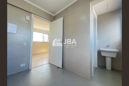 17_photo/94dce441d5.ae6c0d4ae2e822c2-ATLAS-fb74eccf-1ced-40e5-9e5e-5aba18ea49a2.jpg de apartamento à venda com 1 quarto, 36m² em Centro, Curitiba