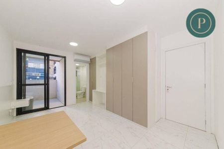 7_photo/94dce441d7.bbe377e1b214fd6e-ATLAS-7baaf357-8d36-411c-a267-88c2c0d58e03.jpg de kitnet/studio para alugar com 1 quarto, 30m² em Jardim Amélia, Curitiba