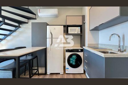 5_photo/94dce441f3.e6abb992c69e11aa-ATLAS-10a604ec-e428-47f0-a746-cea6f0649bce.jpg de kitnet/studio à venda com 1 quarto, 34m² em Centro, Curitiba