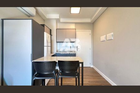 7_photo/94dce441f3.e6abb992c69e11aa-ATLAS-8a7fb881-f42b-4f4e-89e2-beb0147261e8.jpg de kitnet/studio à venda com 1 quarto, 34m² em Centro, Curitiba